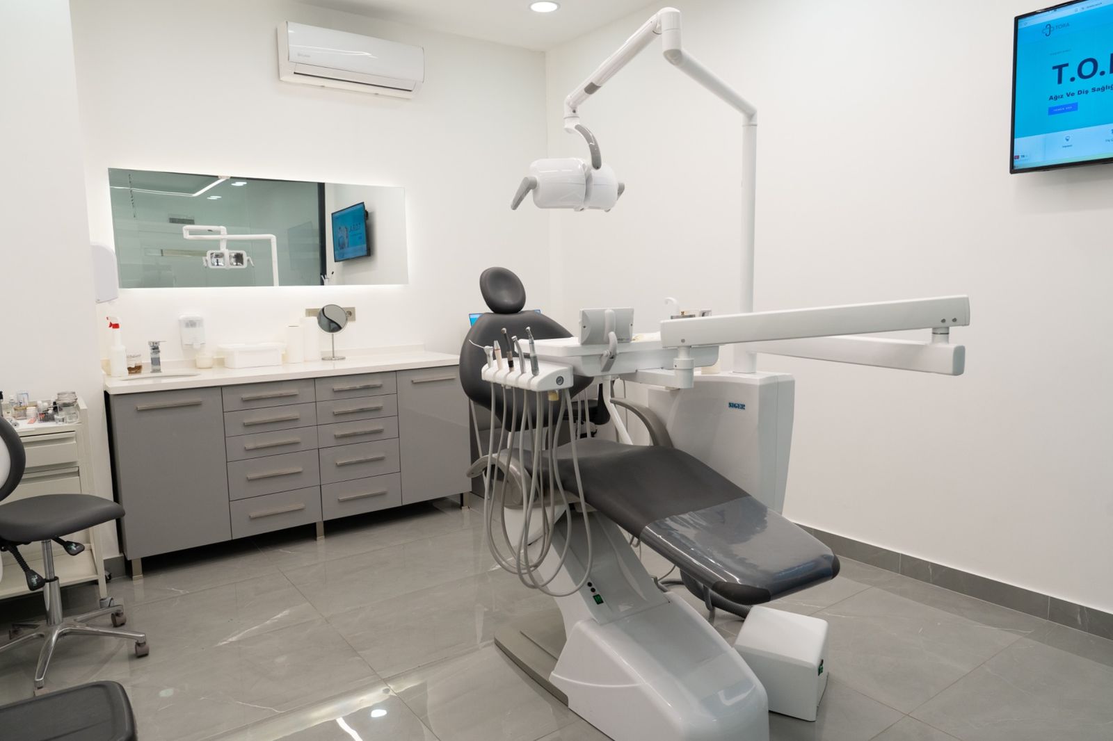 A treatment room at TORA Clinic.